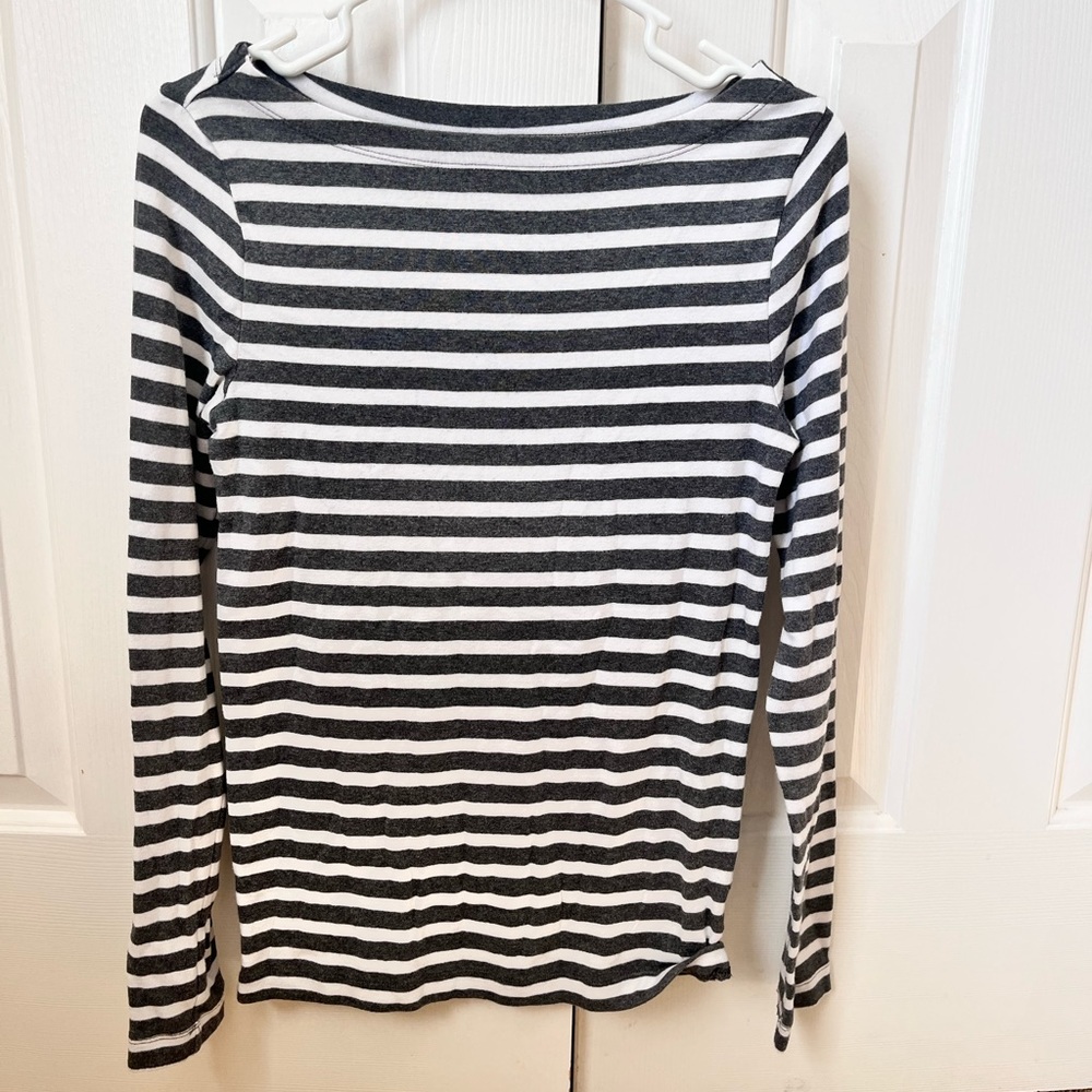 GAP Modern T-Shirt